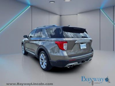 2021 Ford Explorer — side profile view