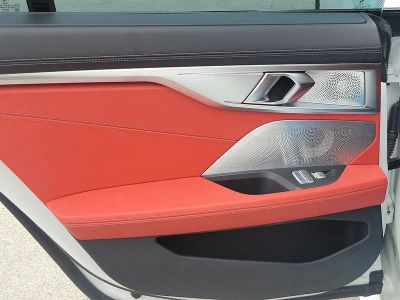 2023 BMW 8 Series — photo 10 view