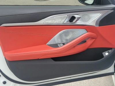 2023 BMW 8 Series — photo 18 view