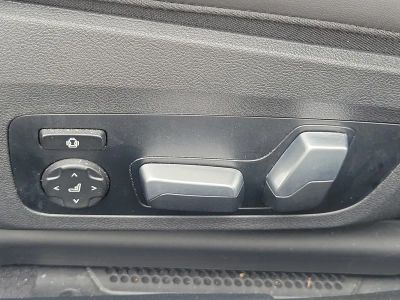 2023 BMW 8 Series — photo 23 view