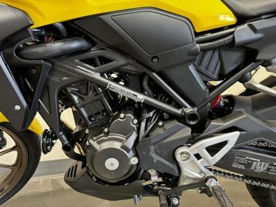 2025 Honda CB300R - Photo 15