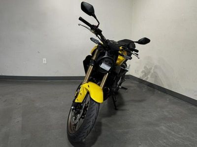 2025 Honda CB300R - Photo 3