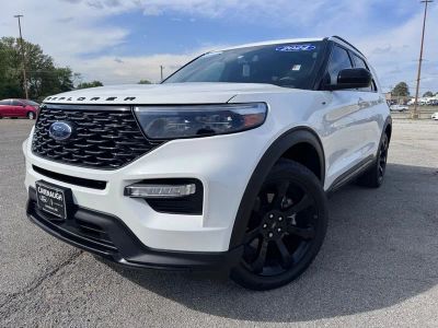 2024 Ford Explorer ST-Line in White Metallic — front three-quarter view