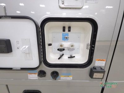 2027 Winnebago View - Photo 15