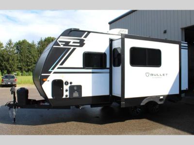 2018 Forest River Wildwood X-Lite - Photo 2