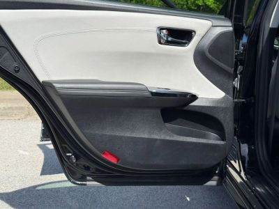2017 Toyota Avalon - Photo 23