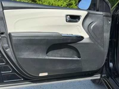 2017 Toyota Avalon - Photo 19