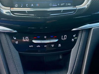 2023 Cadillac XT6 — photo 15 view