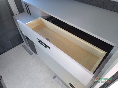 2027 Grand Design Lineage Series VT — photo 49 view