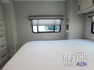 2024 Coachmen RV Freelander - Photo 28