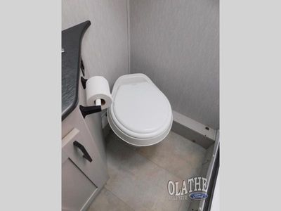 2024 Coachmen RV Freelander - Photo 24