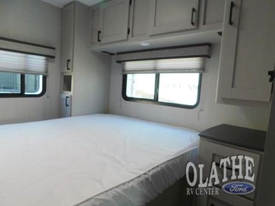 2024 Coachmen RV Freelander - Photo 27