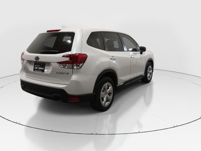 2022 Subaru Forester - Photo 7