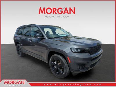 2023 Jeep Grand Cherokee L Altitude in Baltic Gray Metallic Clearcoat — front three-quarter view