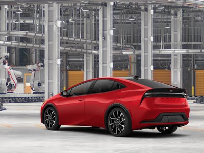 2026 Toyota Prius Plug-in Hybrid - Photo 6