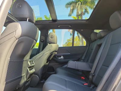 2025 Mercedes-Benz GLE — photo 12 view