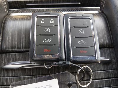 2024 Jeep Wagoneer L — photo 15 view