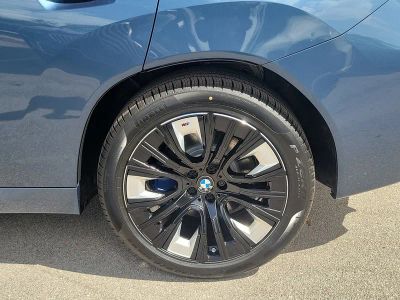 2026 BMW X3 — photo 9 view