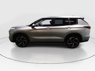 2024 Mitsubishi Outlander - Photo 4
