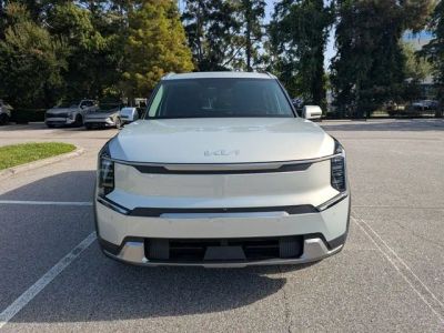 2026 Kia EV9 — detail view