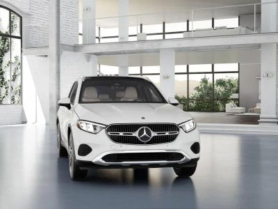 2026 Mercedes-Benz GLC — photo 8 view