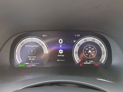 2025 Toyota Highlander Hybrid - Photo 11