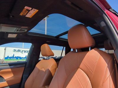 2025 Toyota Highlander Hybrid - Photo 10