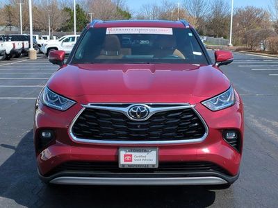 2025 Toyota Highlander Hybrid - Photo 4