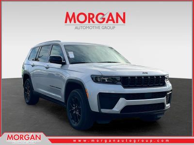 2026 Jeep Grand Cherokee L Laredo in Silver — front three-quarter view