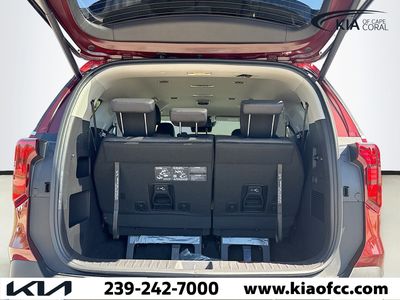 2026 Kia Carnival — photo 11 view