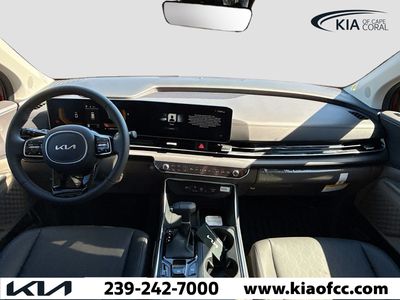 2026 Kia Carnival — photo 15 view
