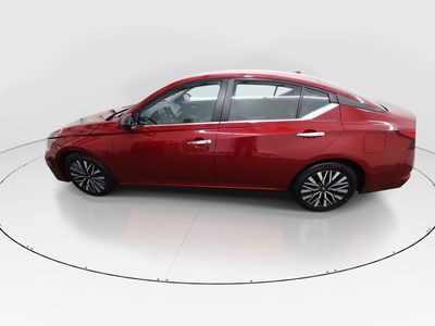 2024 Nissan Altima - Photo 4