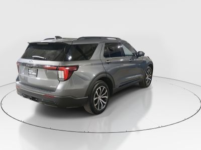 2025 Ford Explorer - Photo 7