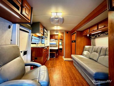 2017 Phoenix Cruiser - Photo 8