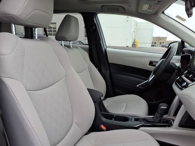 2025 Toyota Corolla Cross - Photo 25