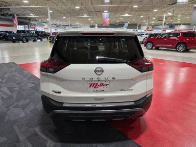 2023 Nissan Rogue — detail view