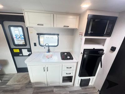 2026 Jayco Jay Flight SLX — photo 24 view