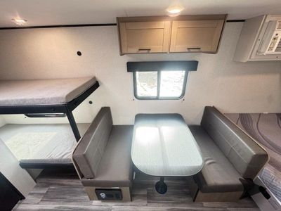 2026 Jayco Jay Flight SLX — photo 16 view