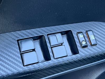 2013 Toyota RAV4 - Photo 13