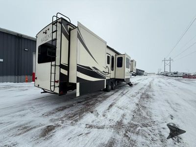 2019 Keystone RV Alpine - Photo 4