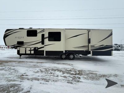 2019 Keystone RV Alpine - Photo 8
