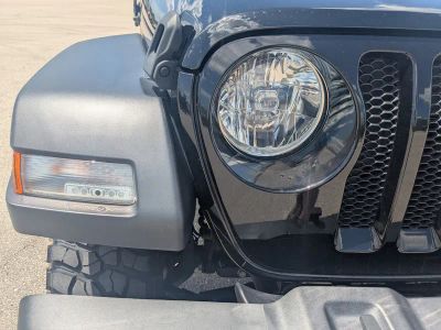 2022 Jeep Wrangler — photo 11 view