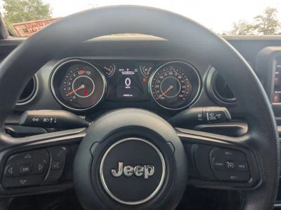 2022 Jeep Wrangler — photo 30 view