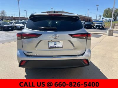 2025 Toyota Highlander - Photo 12