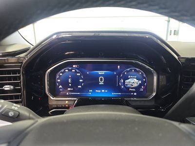 2026 Chevrolet Silverado 1500 — photo 10 view