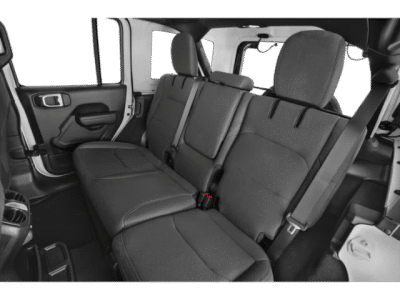 2024 Jeep Wrangler — photo 15 view