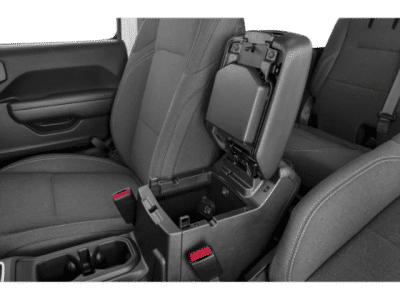 2024 Jeep Wrangler — photo 16 view