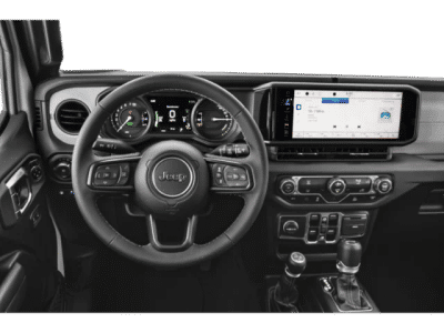 2024 Jeep Wrangler — photo 9 view