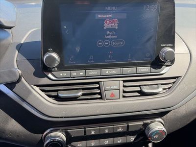 2022 Nissan Altima - Photo 11