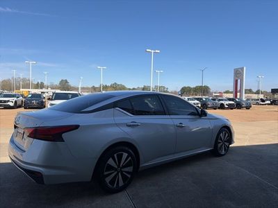 2022 Nissan Altima - Photo 4